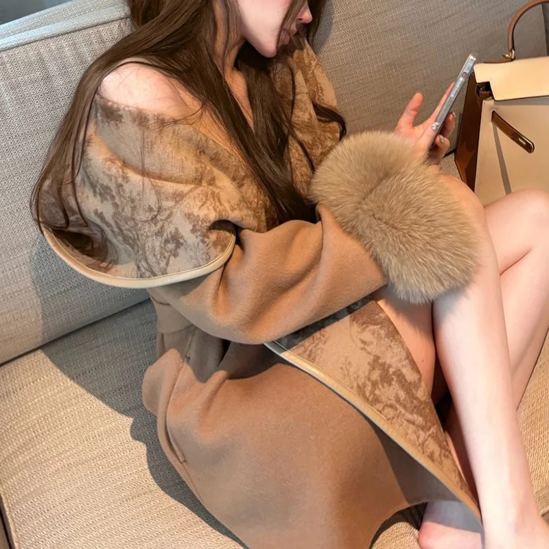 

Шерстяное пальто с капюшоном в стиле ретро цвета хаки, черная картина, осень-зима 2021, свободная повседневная куртка с меховыми манжетами, элегантная женская верхняя одежда с поясом, плащ