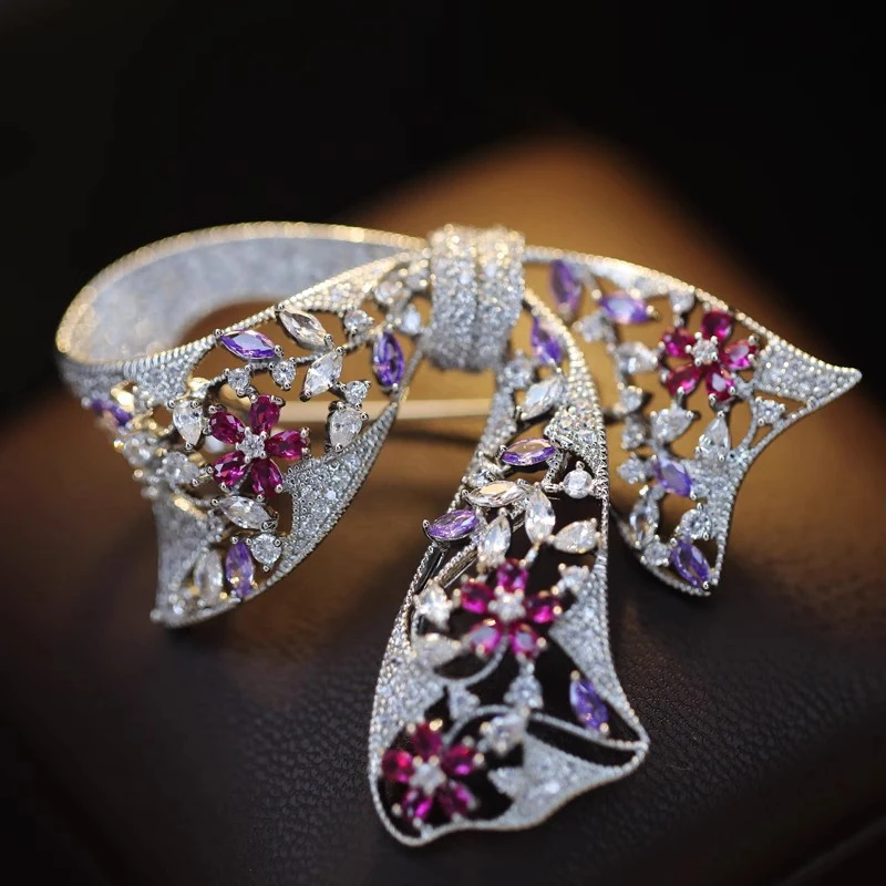 OKILY New Luxury High-end Colored Zircon Flower Bow Brooch for Women's Exquisite Hollow Ribbon Bowknot Corsage Suit Accessories