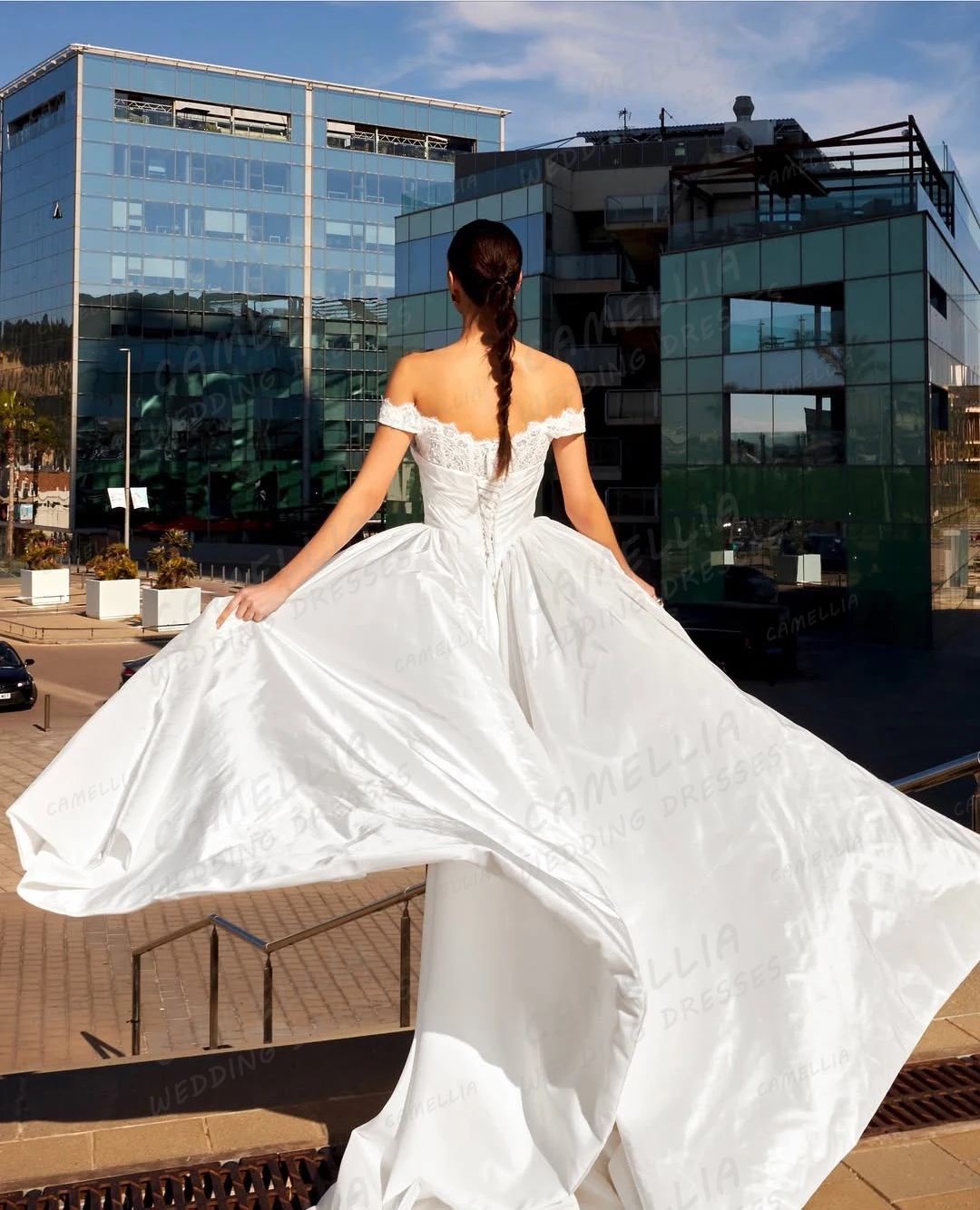 Lace Satin Wedding Dresses Mermaid Women's Sexy Appliques Short Bridal Gowns Formal Sweep Train Vestidos De Novia Customized