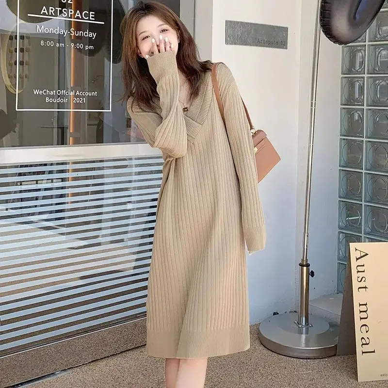 Women Autumn Winter Simplicity Loose Solid Color V-neck Long Sleeve Knitted Dress Ladies Casual Temperament Sweet A-line Skirt