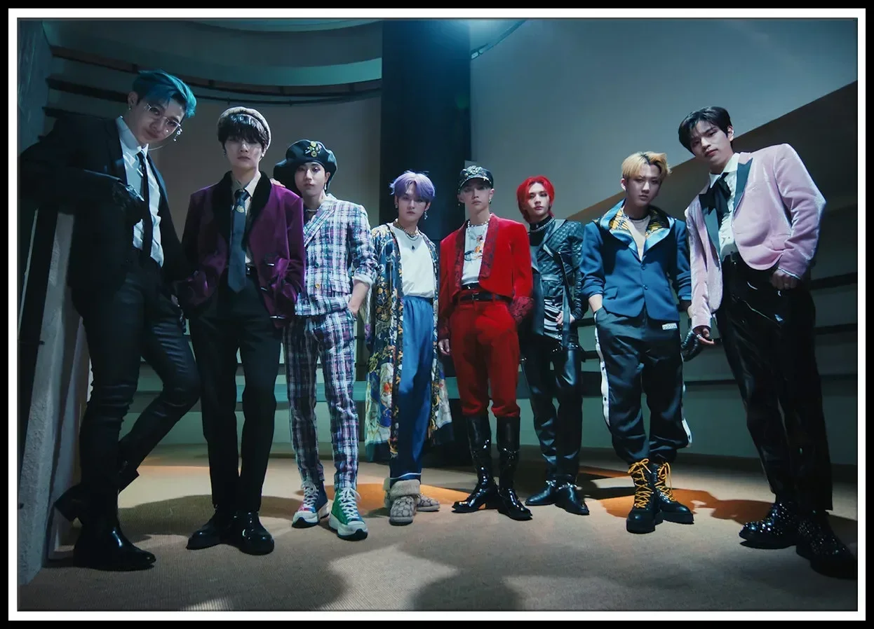 مجموعة الأولاد الكورية 2nd ألبوم الموسيقى الصغيرة Kpop الضالة الاطفال الملصقات غطاء السيرك الحياة صور ملصق غرفة المعيشة ديكور قماش اللوحة #2