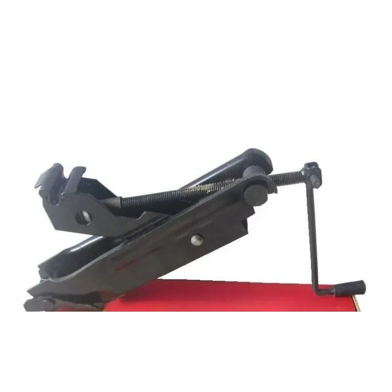 Durable  Car Hand Jack Car Jack Tire Changing Tool Z Type Car Portable Base Wide and Thickened