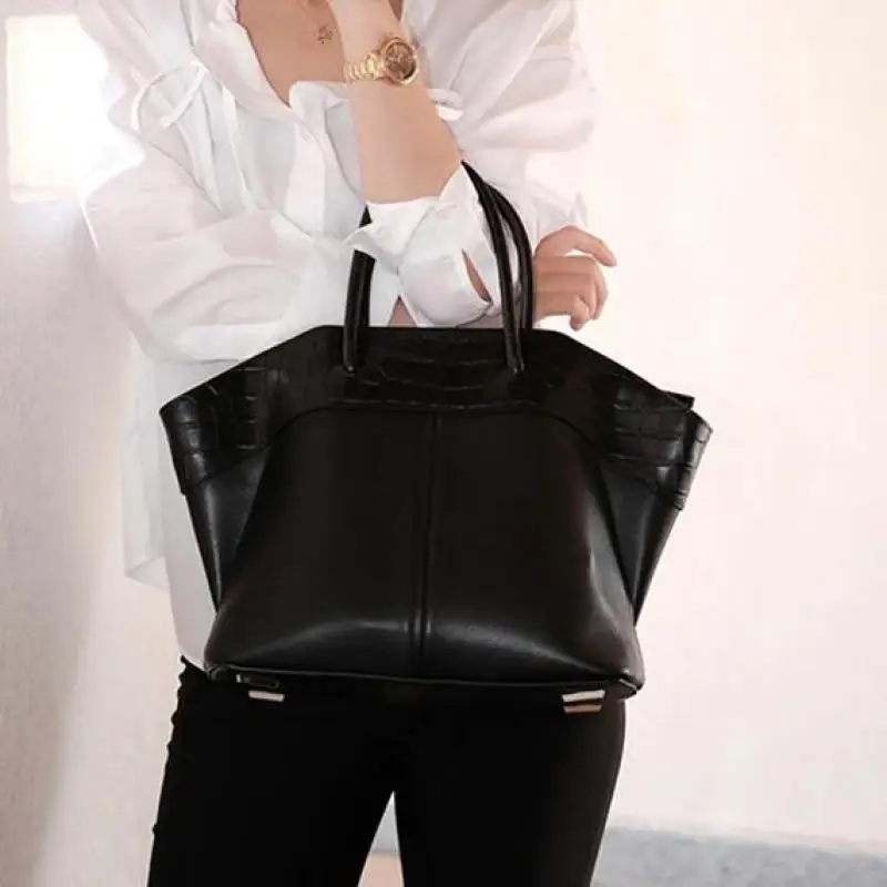 Otoño/Invierno 2024 nuevo bolso de ala Premium para mujer de cuero suave de alta calidad elegante Simple ocio bolso de mano tendencia