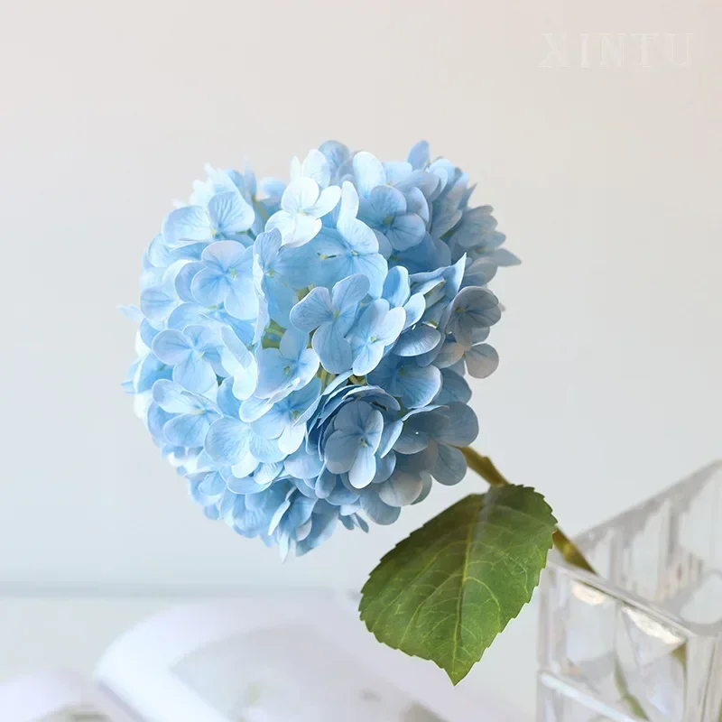 

High-end living room decoration wedding photography props fake flower wholesale 3D feel moisturizing hydrangea simulated flower