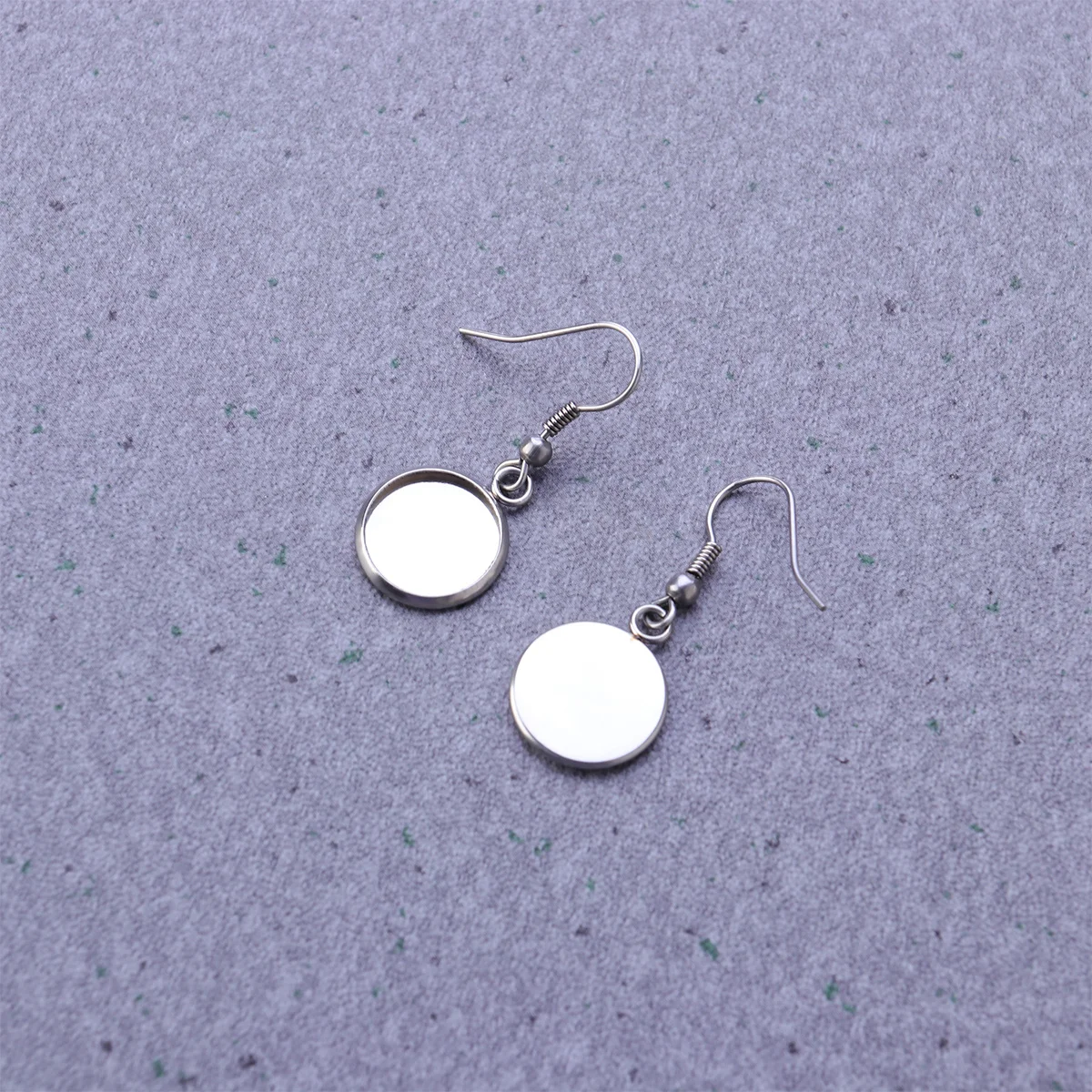 40 pcs Hook Ear Pad Stainless Steel Base For Time Glass Patch Diy Earring Kit Jewelry Dangler Supplies Party Banquet Gift