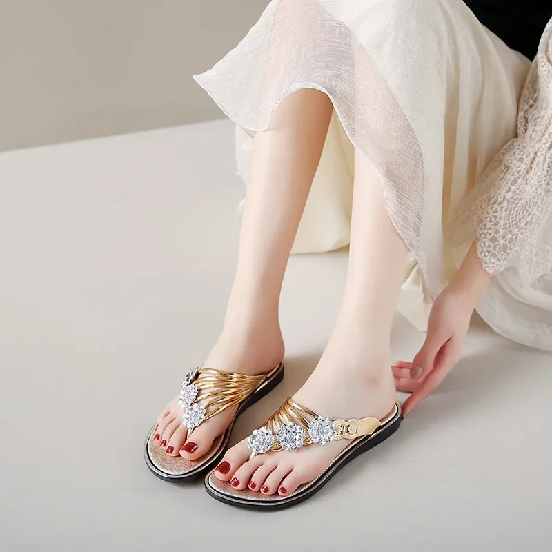 New Summer Slippers Outdoor Beach Flip-flops Cute Flower Bow Decoration Casual Flat Slippers Shoes for Women Slides