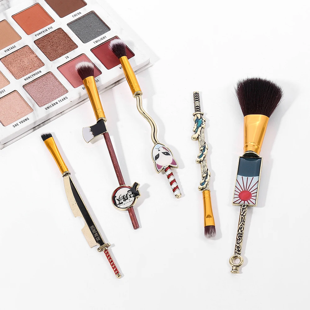 Anime Demon Slayer คอสเพลย์ 5 ชิ้นชุดแปรงแต่งหน้า Face เครื่องสําอางค์ Eyebrow อายแชโดว์ s เครื่องประดับอุปกรณ์เสริม