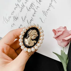 Vintage Lady Head Badge Brooches For Women Pearl Classic Beauty Portrait Figure Party Office Oval Brooch Pin Retro Jewelry Gifts