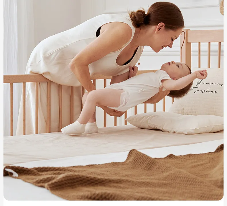 

Children's Splicing Bed, Baby Solid Wood Baby Bed, Lifting Custom Bedside Bed, Large Bed Widened, Adults Can Sleep