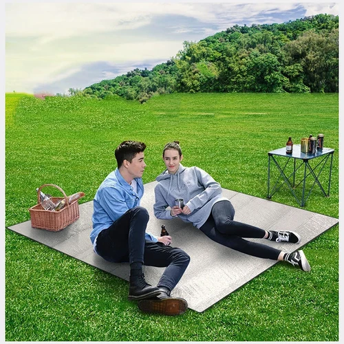Imagen 2 del producto Almohadilla a prueba de humedad, película de aluminio gruesa de doble cara, almohadilla de Picnic para acampar al aire libre, estera de suelo para el hogar a prueba de humedad