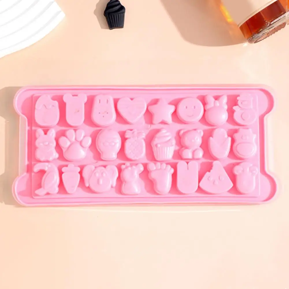 Safe Ice Cube Maker Ice Cube Tray with 24 Grids Bpa-free Silicone Ice Cube Tray with Lid for Cocktails for Kitchen for Beverages