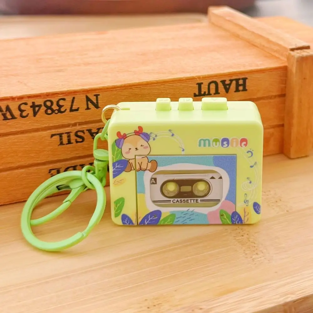 Cassette Recorder Retro Tape Recorder Keychain Recordable with Music Recording Music Box Pendant Tape Mini Player