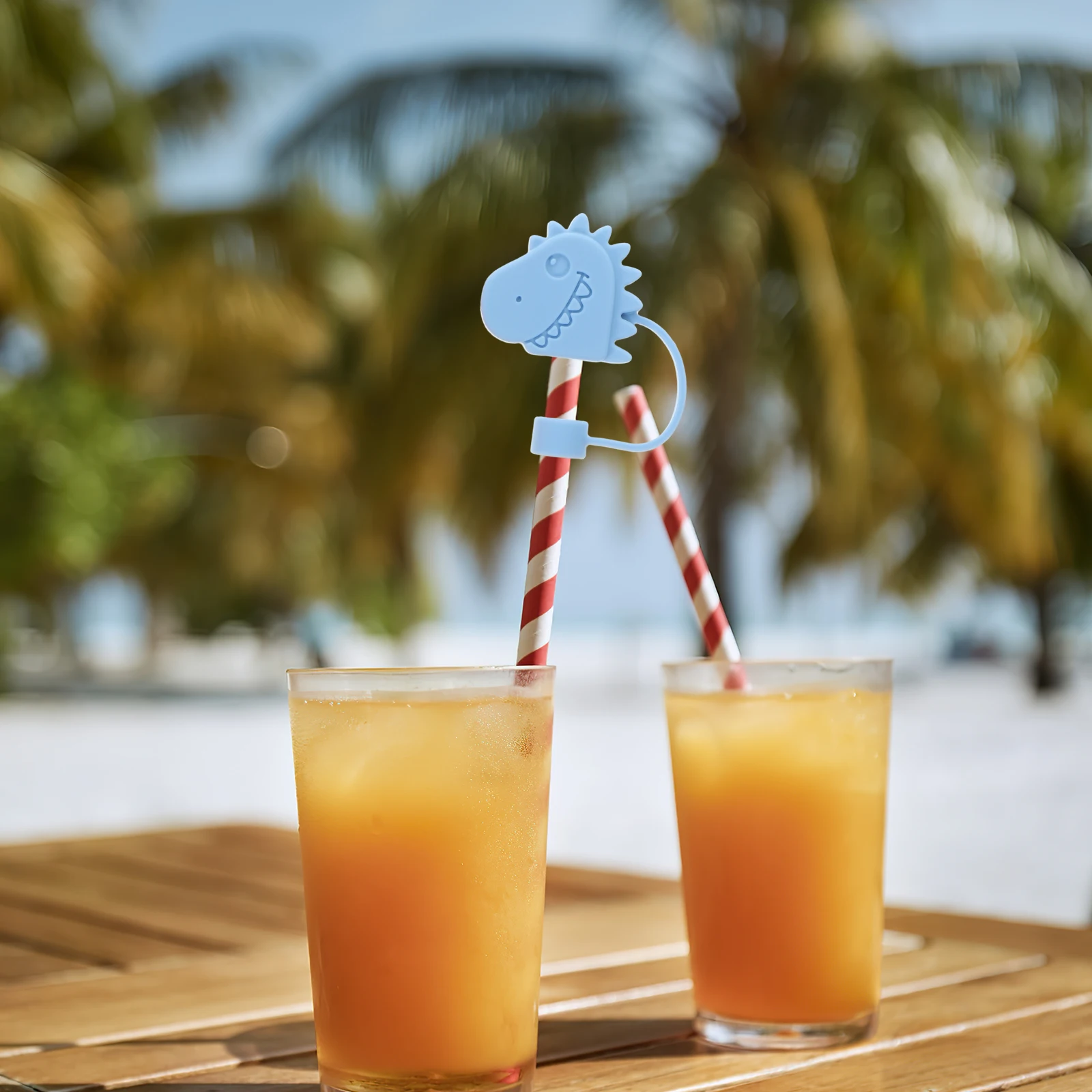 

4 Pcs Straw Covers Soft Silicone Dinosaur Design Reusable Tips Protector 10mm Size Dust Proof Easy Cleaning Straw