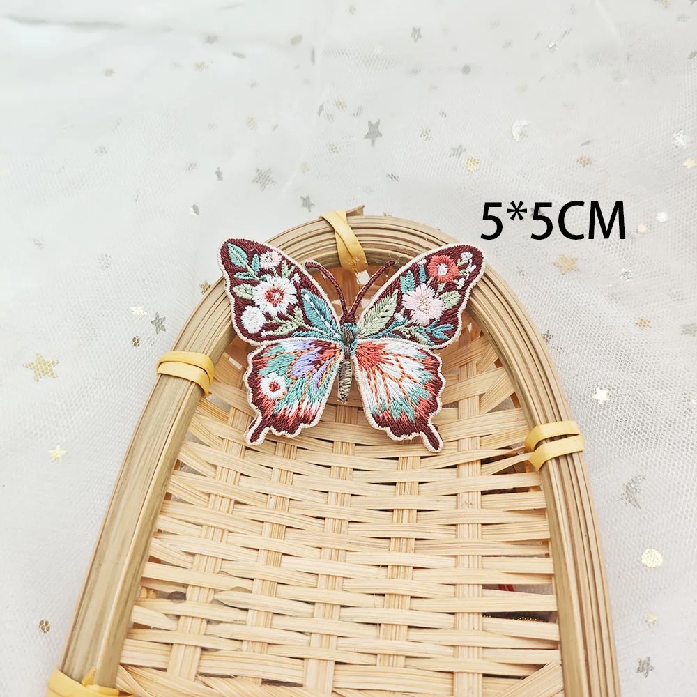 Vintage-Blumen-Schmetterlings-Stickerei zum Aufbügeln, niedliche Wärmeübertragungsapplikation für DIY-Kleidung, Jacken, Dekoration, einfach anzubringen. – Detail 12