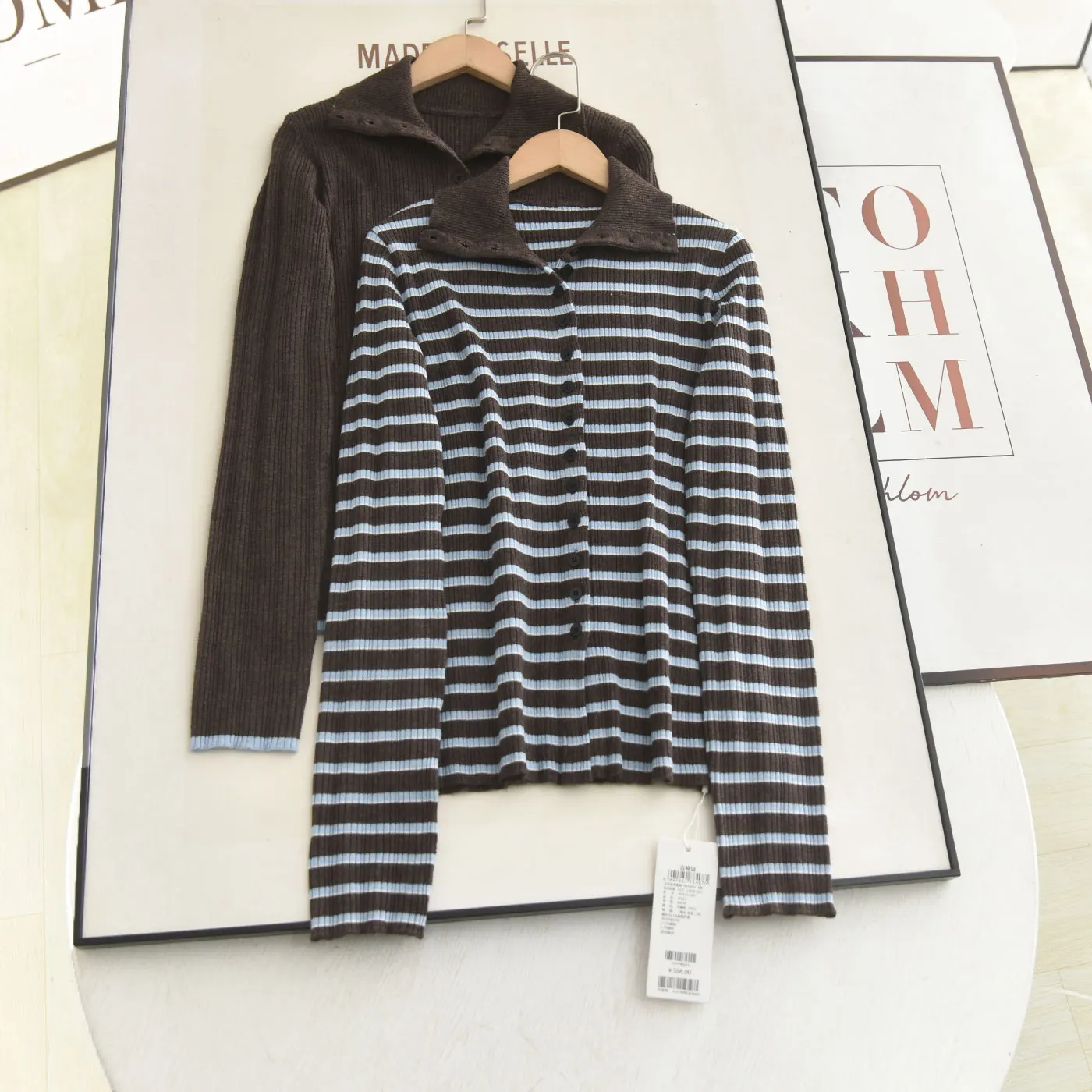 

Вязаный кардиган Slim Fit, весна 2026, винтажный стиль, с отложным воротником, женский, высокое качество, длинный рукав, в полоску