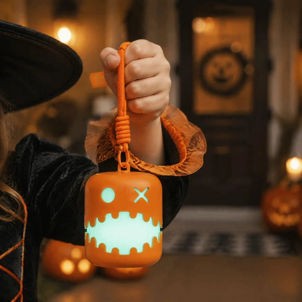 Multicolor Halloween Pumpkin Nightlight Color-Changing LED Compact Pumpkin Decor Lamp Built-In LED Lightweight LED Decor Lamp