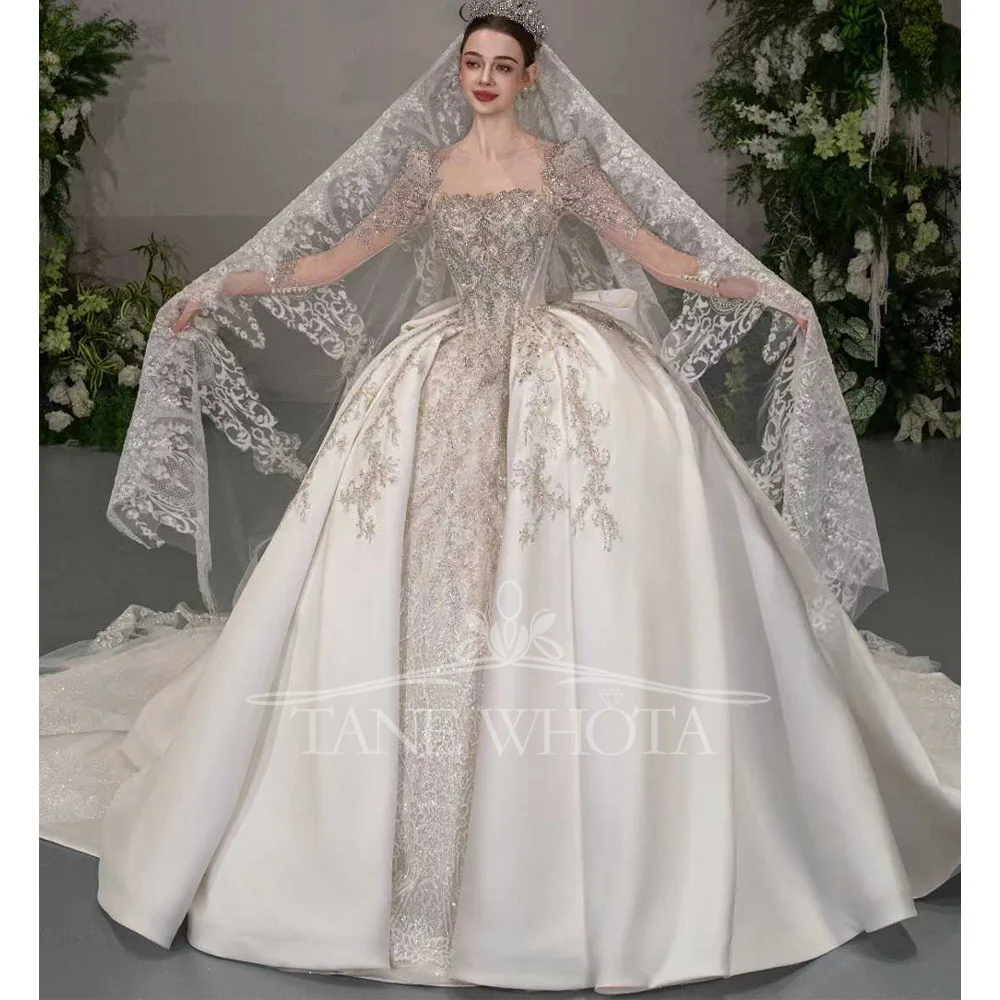

Luxury Square Collar Long Sleeve Beaded Sequined Ball Gown Wedding Dress Customizable