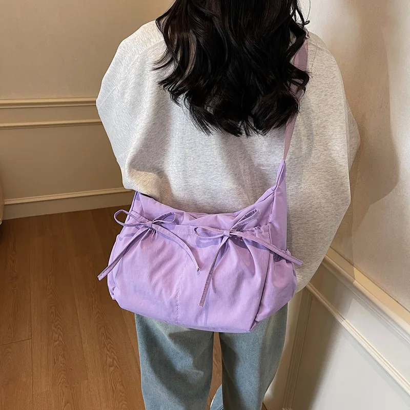 

Women's Tote Bag Casual Lightweight Pleated Tote Bag Large Capacity Easy Travel Classes Commuting Worn Diagonally Small Bag