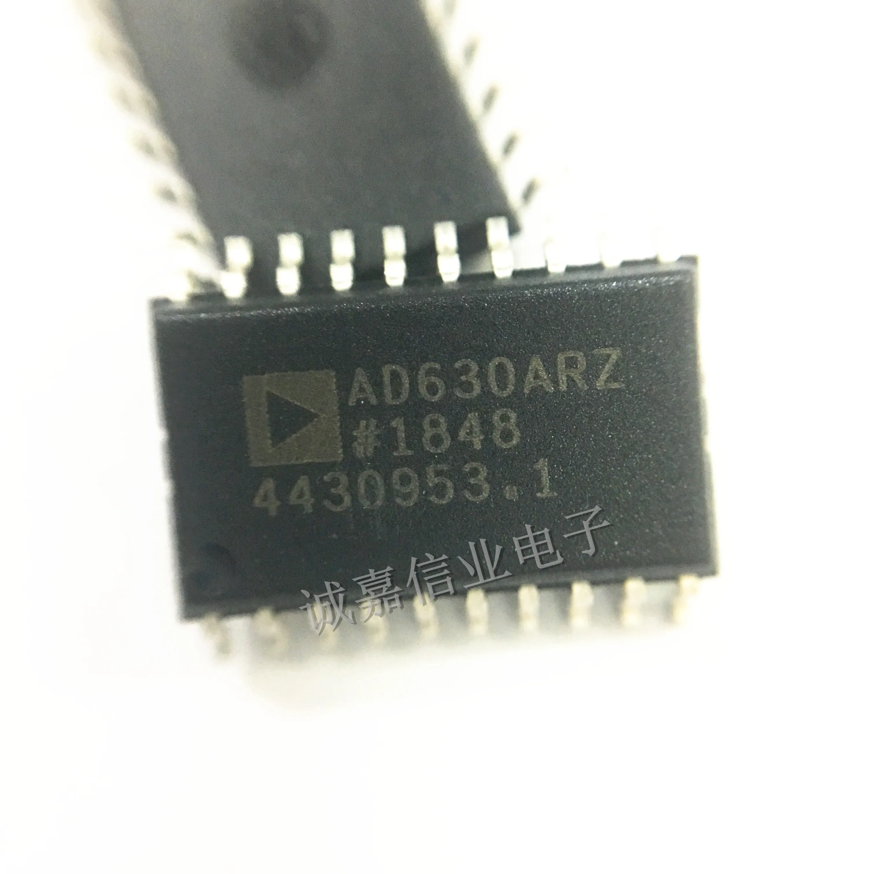 5pcs/Lot AD630ARZ-RL SOIC-20 AD630ARZ Modulator / Demodulator 13