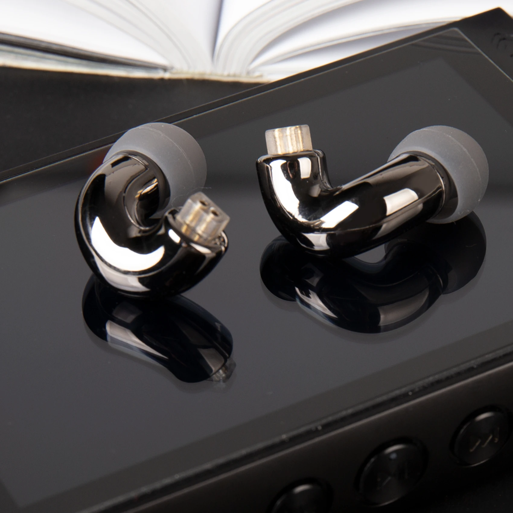 BLON BL Mini Best Wired In Ear HIFI IEMs Earphone 6mm Dynamic Driver Monitor Headphone with 2Pin 0.78MM Detachable Audio Cable