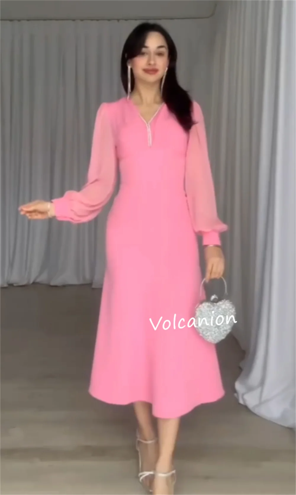 Abiti midi con scollo a V a trapezio con paillettes in jersey personalizzato Occasioni su misura Festa Stile moderno Abbinamento casual