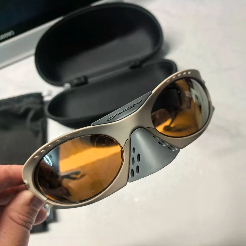 

Unisex Wraparound Sunglasses UV400 Polarized Lens Y2K Retro Art Aesthetic Outdoor Eyewear for Driving Cycling Daily Casual Use