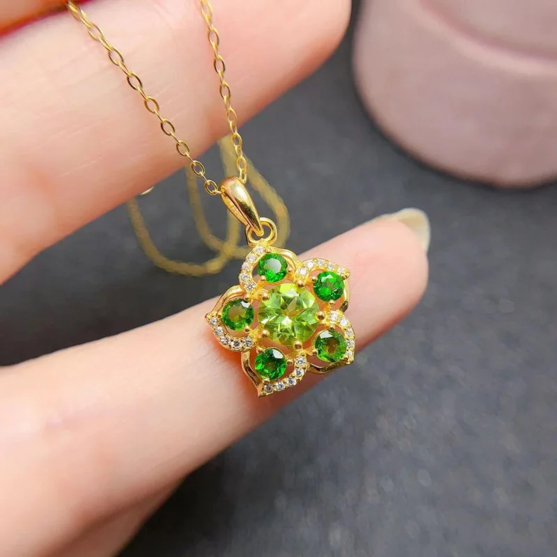 

925 Silver Inlaid Natural Peridot Diopside Pendant 3X3Mm