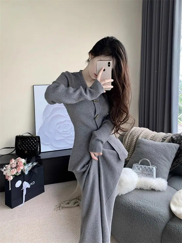 

Mature Lazy Style Knitted Sweater Top Long Skirt Women Autumn Winter New Design Gentle Temperament Set