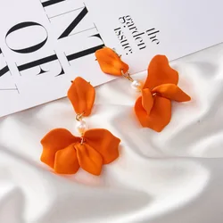 2023 Fashion Acrylic Flower Petals clip earrings without piercing For Women Trend Luxury Design Sweet Pendientes Jewelry Modern