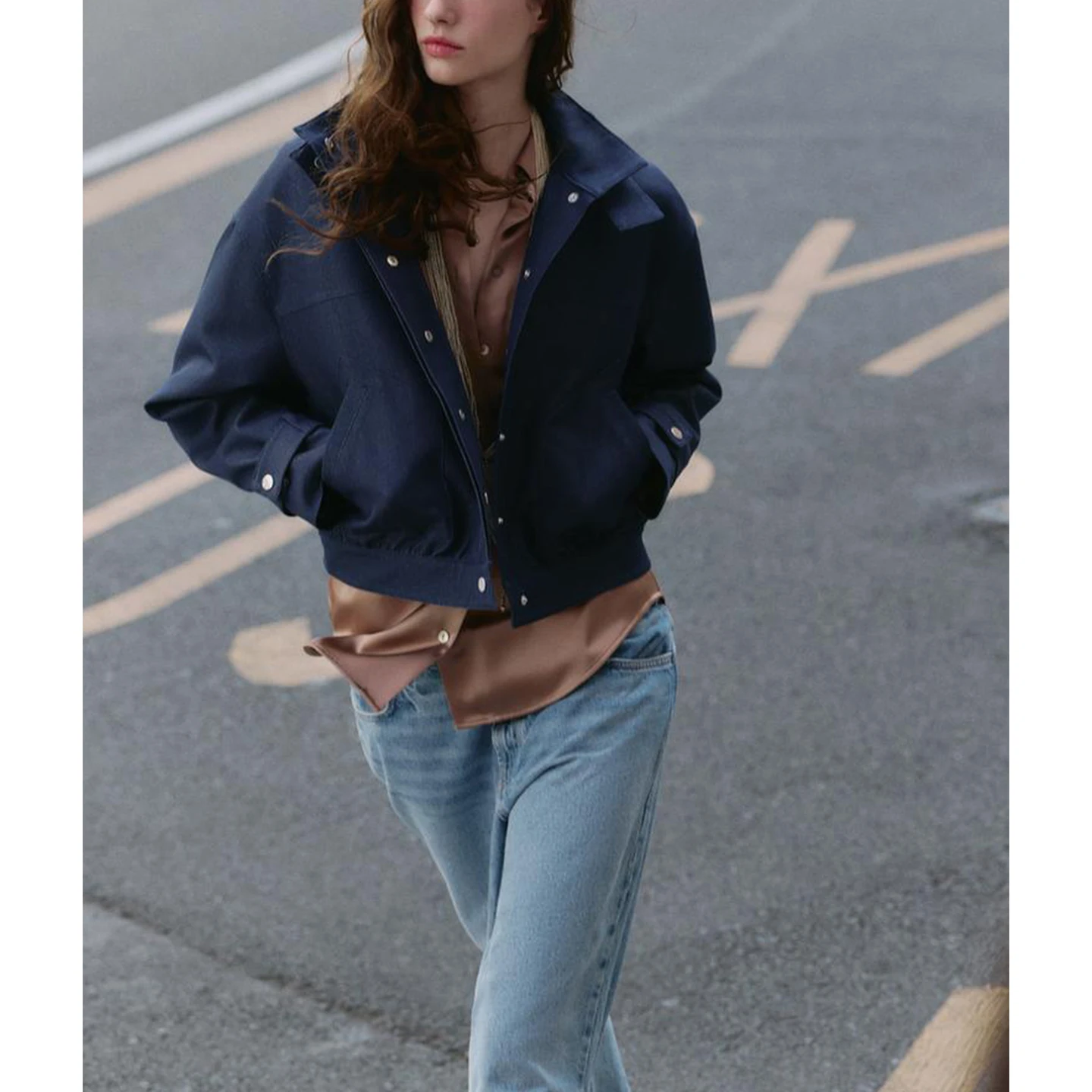 Autumn Winter New Women's Casual Style Long Sleeve Stand Collar Pilot Jacket Coat with Hem Pleating Decorations Short Length