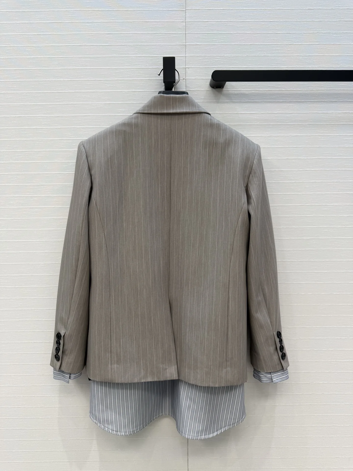 Women Grey Stripe Layered Fake Two‑Piece Blazer, 2026 Autumn Winter New Loose Oversized Casual Suit Jacket