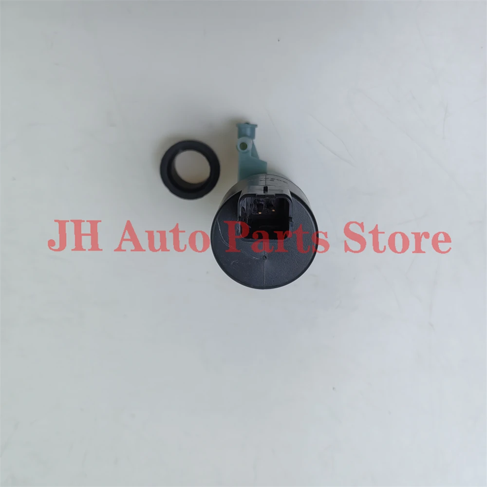 JH Windshield Washer Pump For Nissan Navara D40 28920-EB300 28920EB300