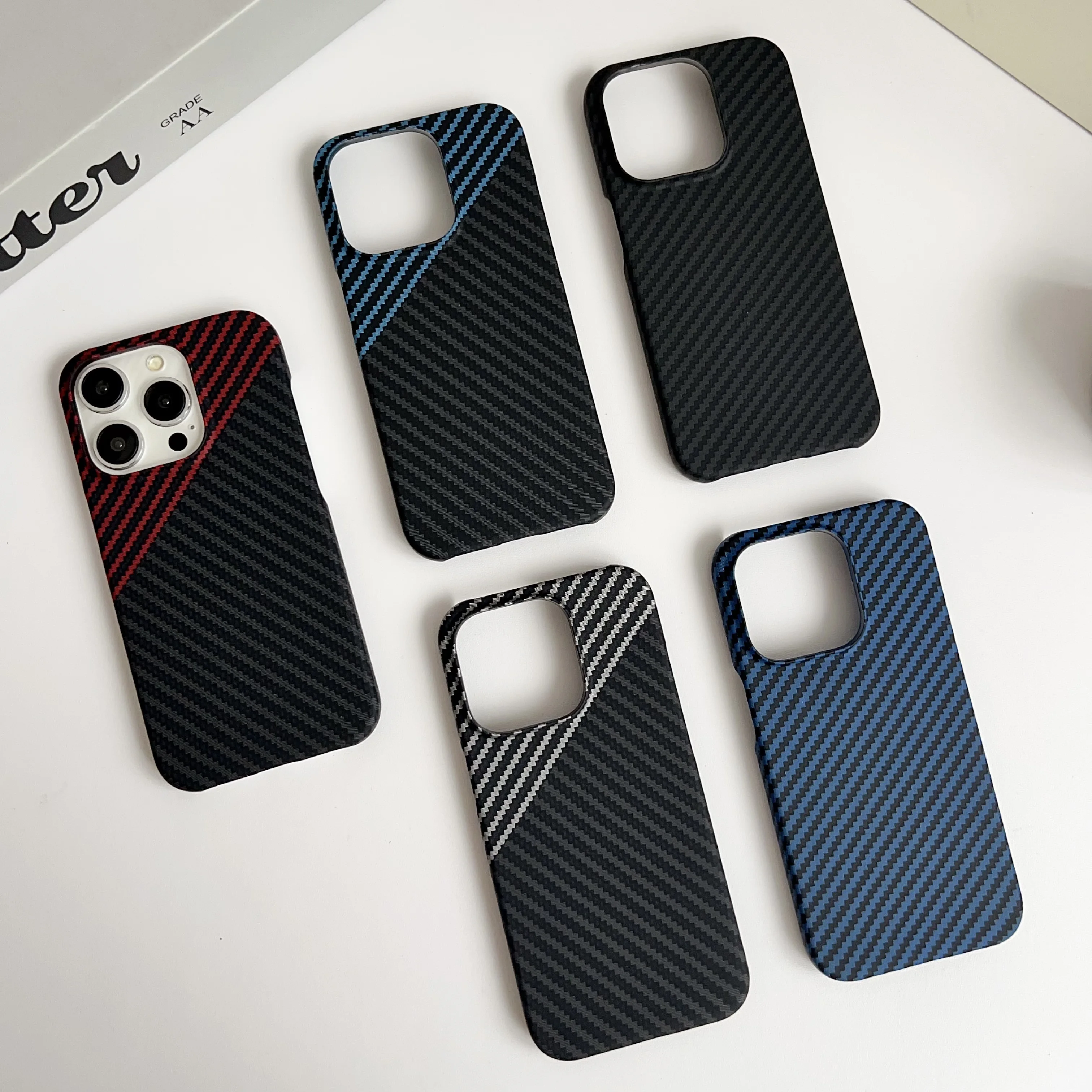 Ultradünne, matte, harte Kohlefaser-Texturmuster-Abdeckung für iPhone 16 17 Pro Max 17 Air Hard Slim Matte Cover für iPhone 15 Pro