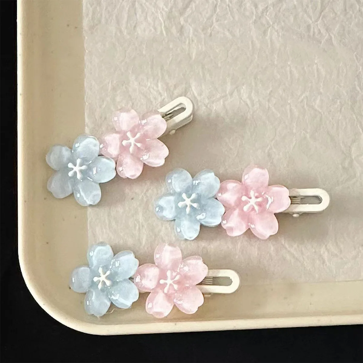 

Cute Girl Transparent Cherry Blossom Hairpin Blue Pink Hair Clip Hairpins Hair Accessory Styling Tools Bangs Clip Barrette Girls