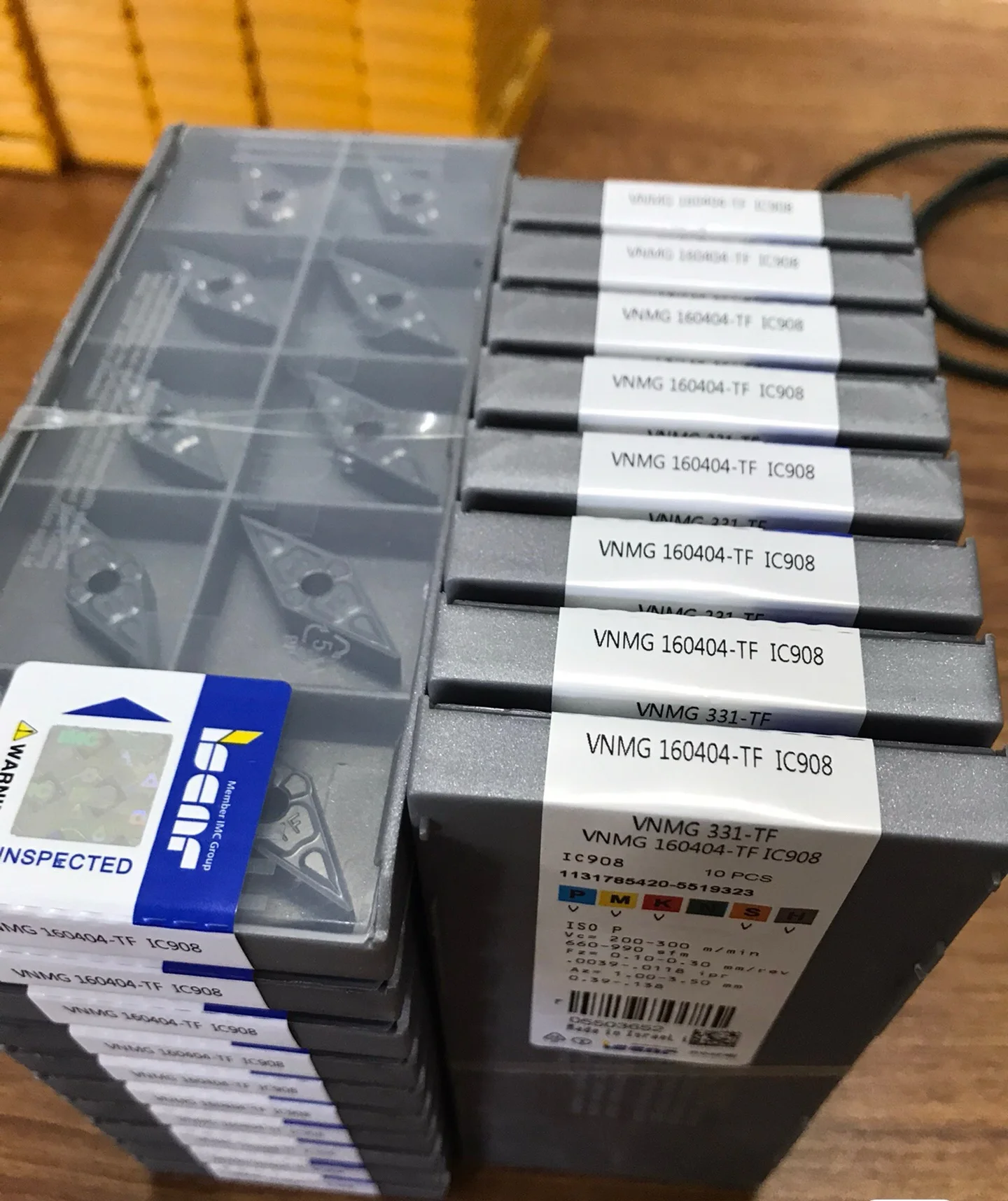 

Hard alloy cutting blades VNMG160404-TF IC908
