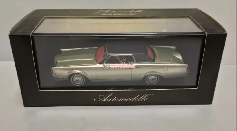 Model dekoracji 1:43 Dla 1970/1971 Lincoln Continental mark III ŻYWICY MODEL SAMOCHODOWA Kolekcja prezentów