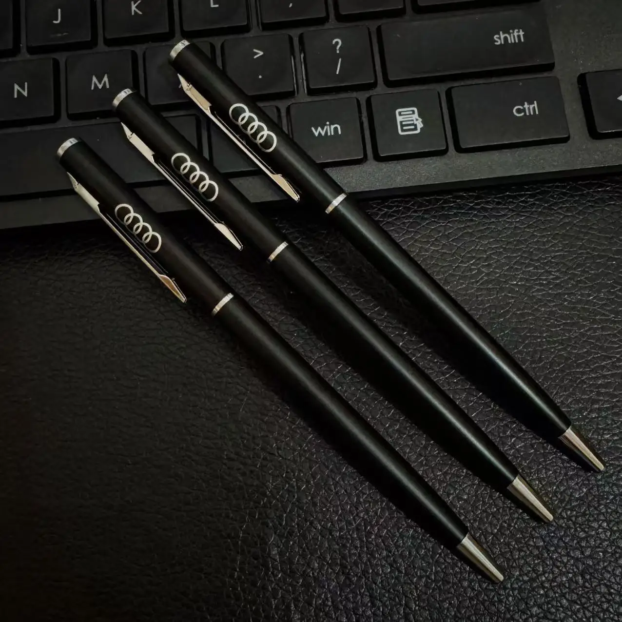 1pcs Black Business Car Logo Portable Ball Pen Gift Auto Parts Accessorie For AUDI A5 A6 C5 C6 C7 A4 B5 B6 B7 B8 B9 A7 A8 Q7 Q5