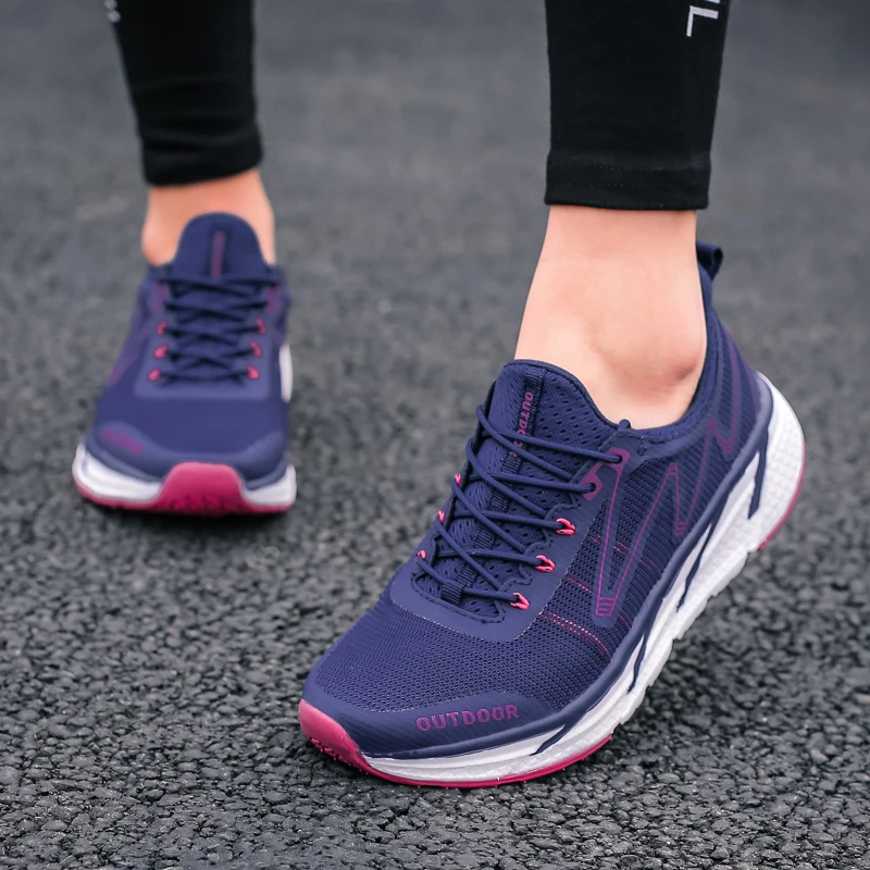 New 2025 summer hot sale neutral breathable professional wear-resistant hiking hiking shoes walking shoes very good