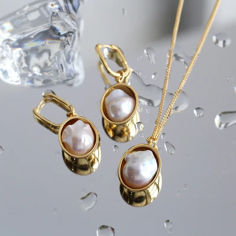 Brass Natrual Baroque Pearl Necklaces Women Jewelry Punk Hiphop Designer Runway Rare Simply Gown Boho Top Japan Korean