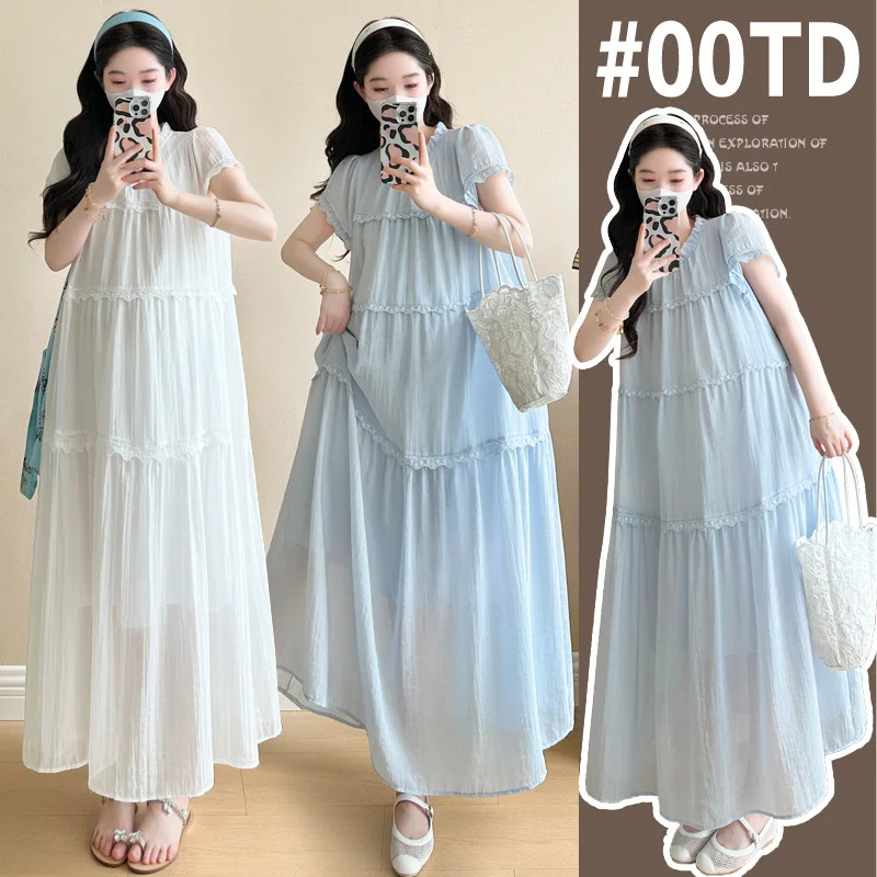 

Plus-Size Maternity Dress: Flowy Chiffon Maxi with French-Inspired Silhouette - Slimming Pregnancy Gown for Expecting Moms