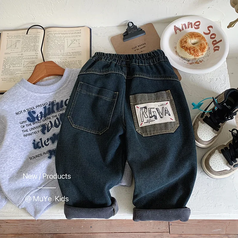 

Зимние детские джинсы для маленьких мальчиков, коллекция 2025 года, корейские флисовые брюки для маленьких мальчиков, универсальные толстые теплые детские повседневные штаны для мальчиков от 3 до 8 лет