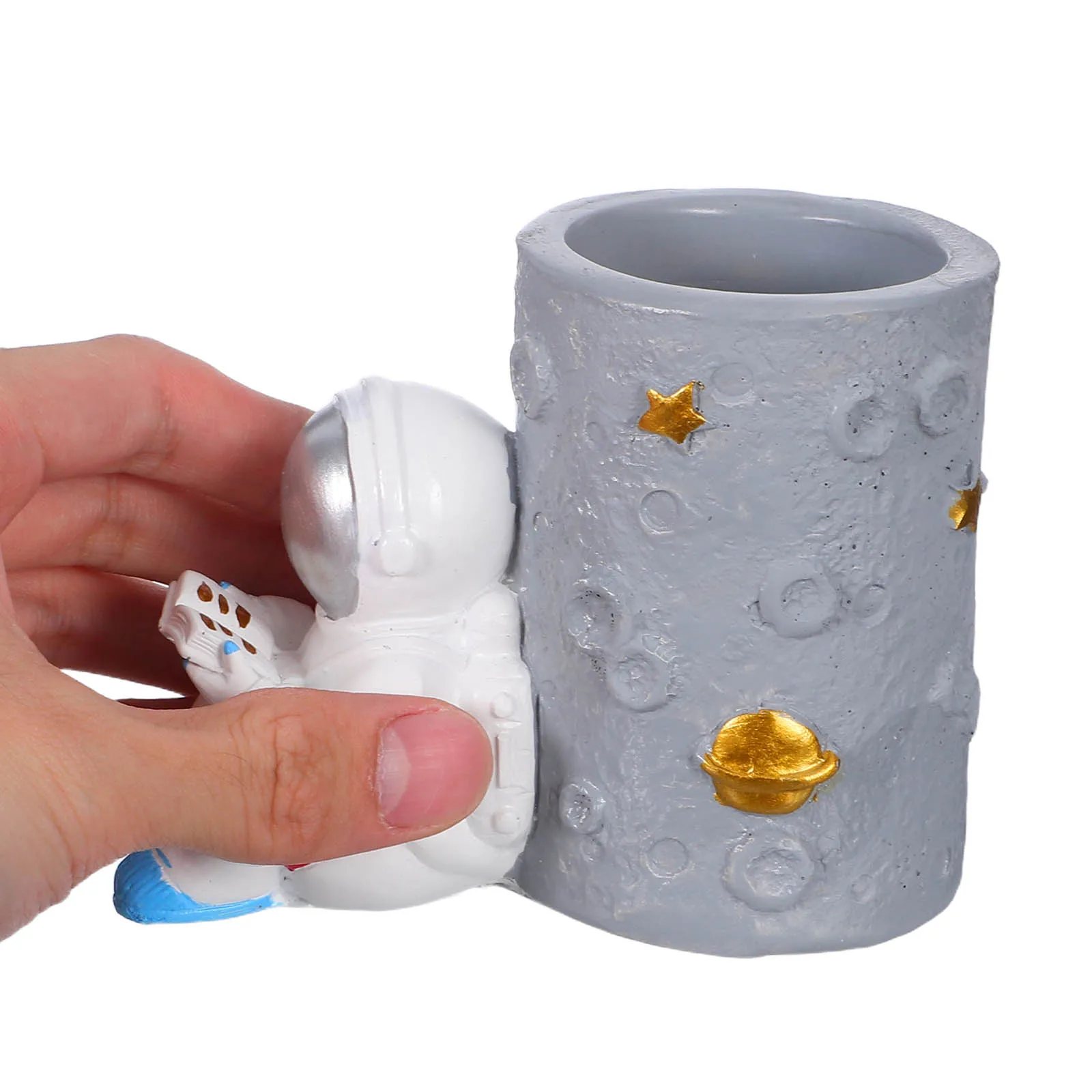 

Astronaut Pen Holder Resin Creative Desktop Decoration Pencil Storage Organizer Makeup Brush Cup Pen Holder Astronaut Figurine