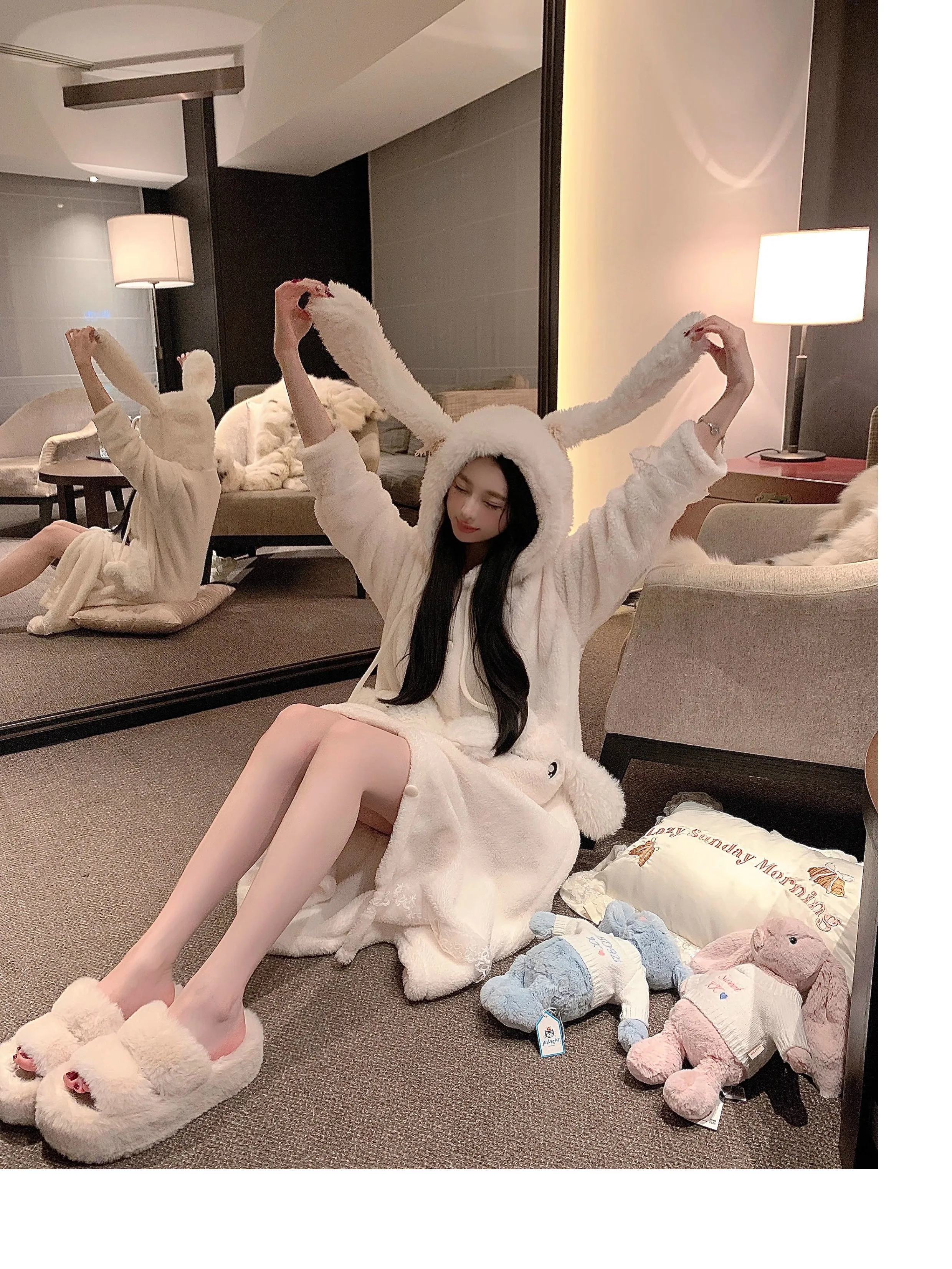 2025 Autumn Winter New Thickened Warm Coral Fleece Hooded Nightgown Comfortable Skin-friendly Soft Outdoor Loungewear
