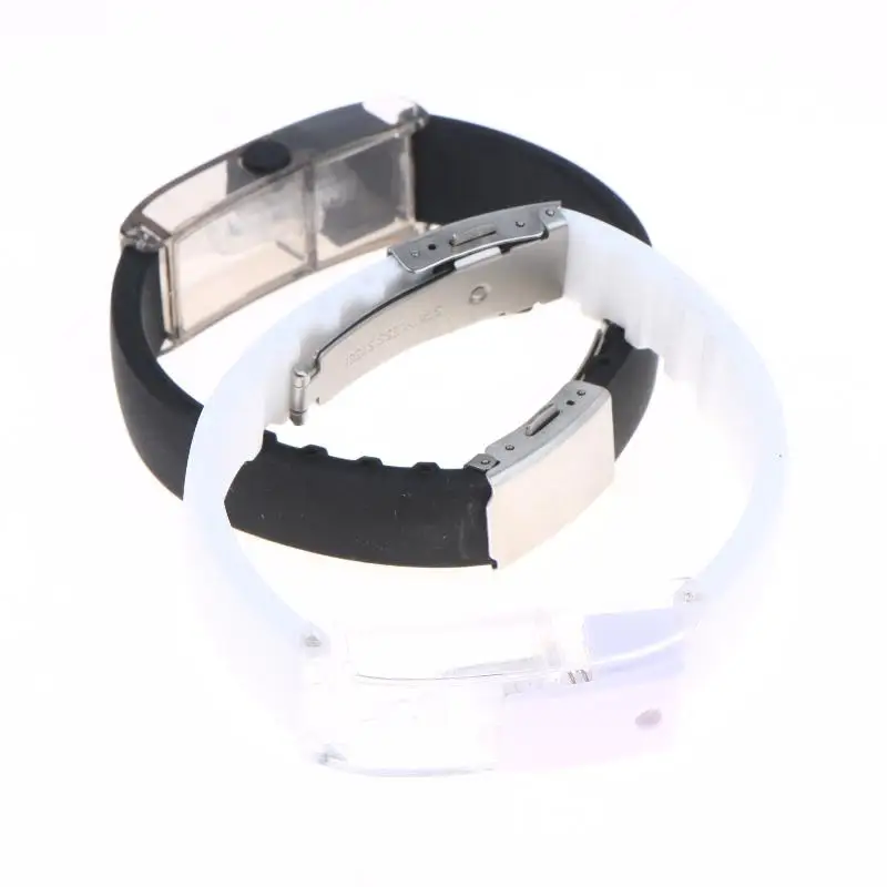 Innovatives Armband mit integriertem Duftspender, das eine praktische Duftfreisetzung für den täglichen Gebrauch, auf Reisen und bei Verabredungen ermöglicht. Verstellbar, 1 Stück. – Detail 7