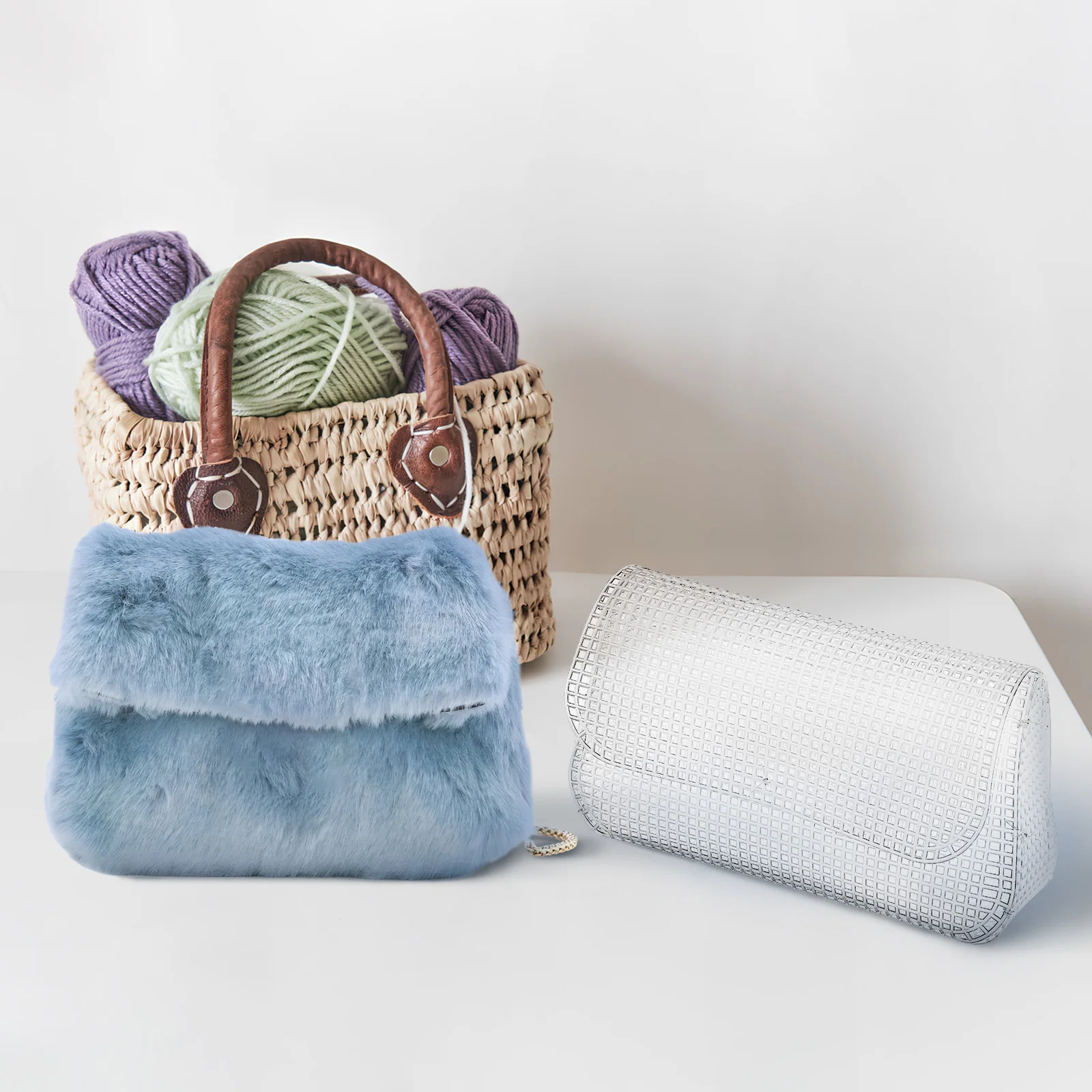 4 قطع من ألواح القماش البلاستيكية ذات التصميم الدقيق المطرزة مسبقًا للخياطة اليدوية وصياغة ورقة الشبكة البلاستيكية