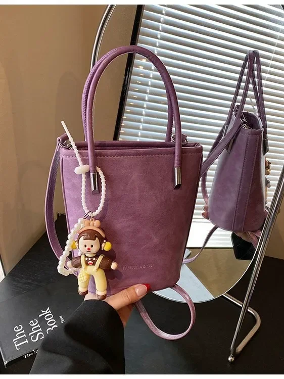 

2025 Новая женская модная маленькая сумка через плечо, летняя милая повседневная сумка-мешок в корейском стиле, простая универсальная сумка на плечо, Лидер продаж