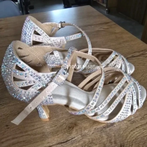 Imagen 2 del producto Zapatos de baile latino para interiores y exteriores, zapatos de baile latino americano, zapatos de baile de suela blanda con tachuelas de diamantes para mujeres adultas