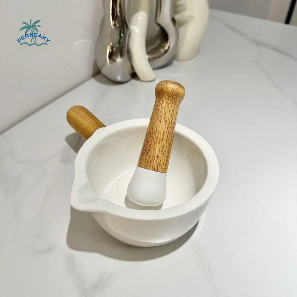 

Manual Ceramic Masher Mortar with Pestle Efficient Grinding with Wood Handle Hand-held Mashing Jar Multi-purpose