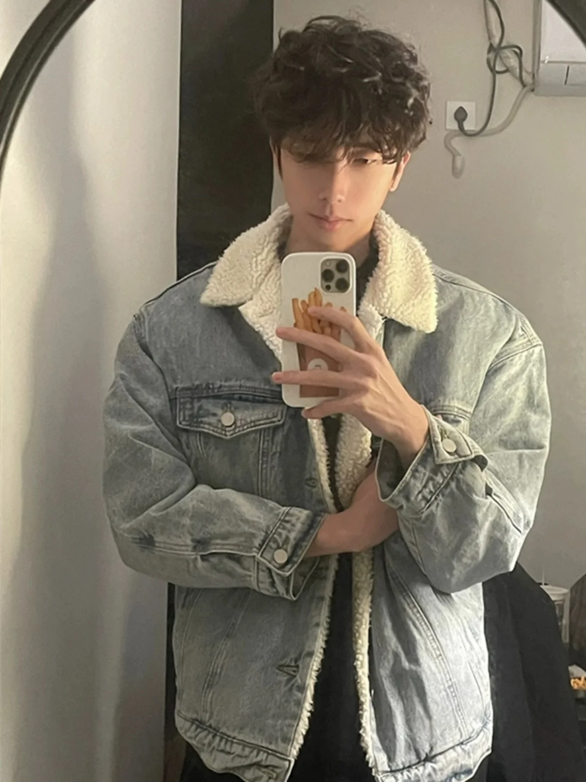 

Lamb Fur Lined Thickened Denim Jacket Men's Autumn Winter American Retro Collar Cotton Workwear Jacket Youth Fashion Brand