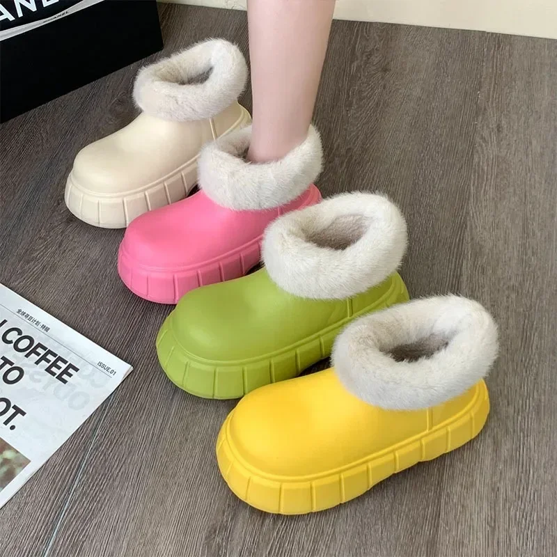 Vrouwen Regenlaarzen Winter Warm Pluche Voering Rubber Laarzen Dikke Zool Wandelschoenen Waterdichte Outdoor Enkellaarsjes Bottes